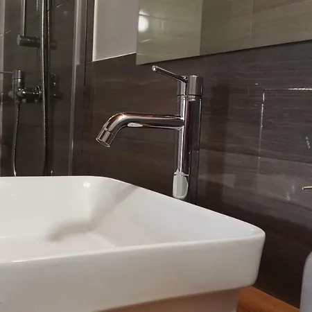 Kmetija Tomazic Vinska Klet - Winery Vipava