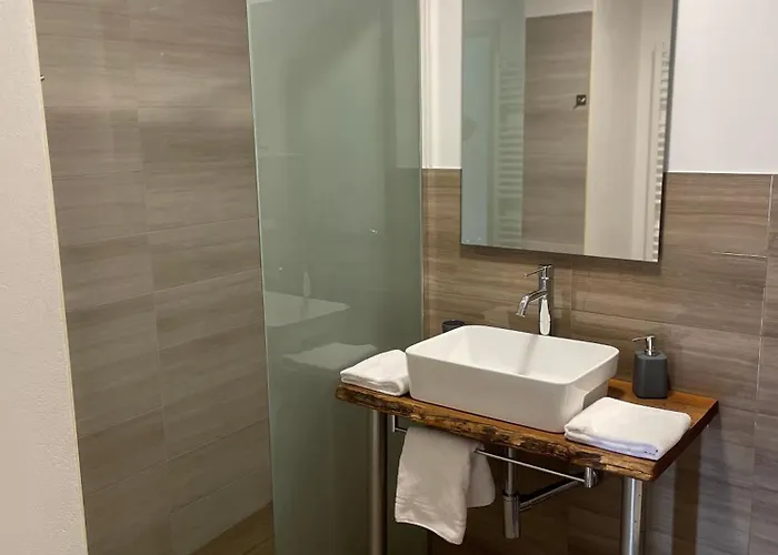 Kmetija Tomazic Vinska Klet - Winery * Vipava